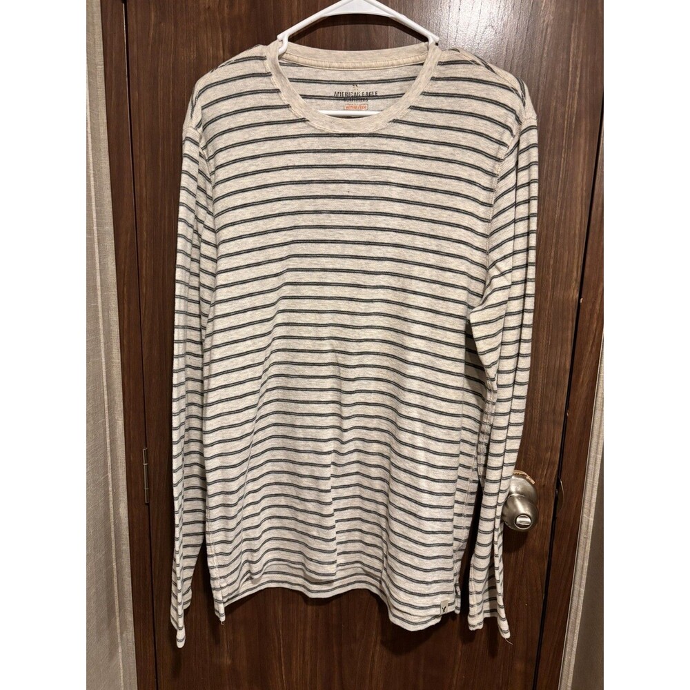 American Eagle Outfitters Active Flex White Strip Long Sleeve Tshirt Size Large
